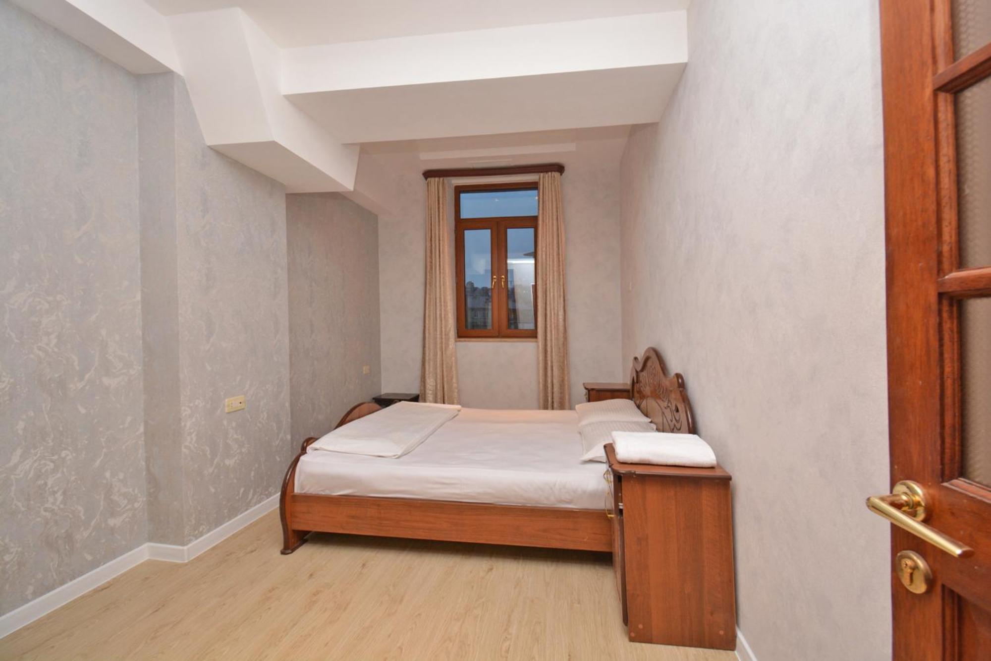 Apartment In Abovyan Street, Erevan Exterior foto