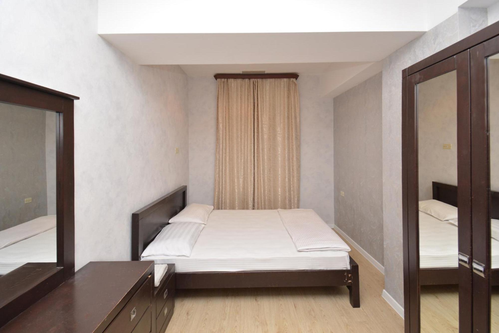 Apartment In Abovyan Street, Erevan Exterior foto